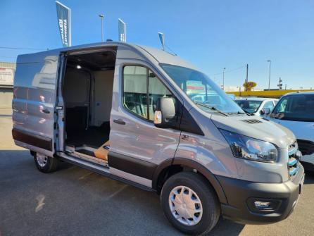 FORD Transit 2T Fg E 390 L2H2 135 kW (184 ch) Electrique Batterie 75/68 kWh Trend Business à vendre à Orléans - Image n°5