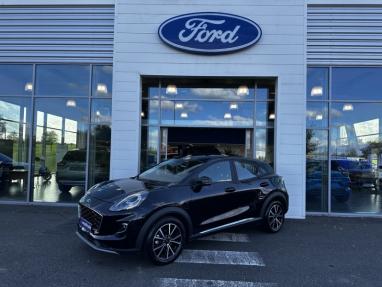 Voir le détail de l'offre de cette FORD Puma 1.0 EcoBoost 125ch mHEV Titanium Business 6cv de 2021 en vente à partir de 195.96 €  / mois