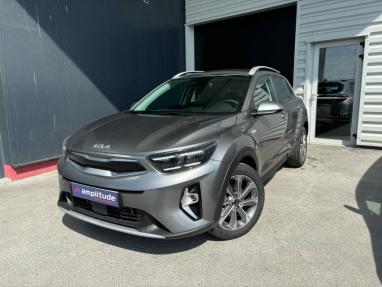 Voir le détail de l'offre de cette KIA Stonic 1.0 T-GDi 100ch Collection DCT7 de 2024 en vente à partir de 23 199 € 