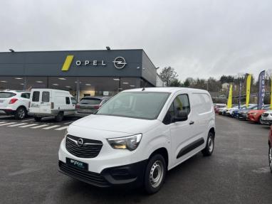 Voir le détail de l'offre de cette OPEL Combo Cargo M 600kg Puretech 110ch S&S de 2024 en vente à partir de 19 999 € 