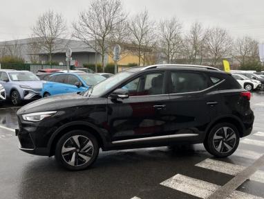 Voir le détail de l'offre de cette MG MOTOR ZS EV 156ch - 70kWh Luxury de 2024 en vente à partir de 30 999 € 