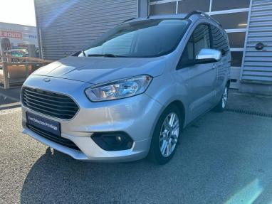 Voir le détail de l'offre de cette FORD Tourneo Courier 1.5 TDCI 100ch Titanium de 2019 en vente à partir de 209.76 €  / mois