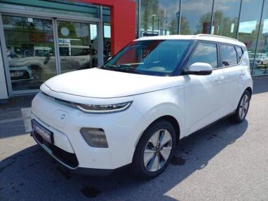 Voir le détail de l'offre de cette KIA e-Soul 204ch Lounge de 2023 en vente à partir de 340.22 €  / mois