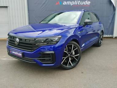 Voir le détail de l'offre de cette VOLKSWAGEN Touareg 3.0 TSI eHybrid 462ch R 4Motion BVA8 de 2023 en vente à partir de 677.7 € / mois