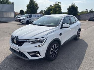 Voir le détail de l'offre de cette RENAULT Arkana 1.6 E-Tech 145ch Zen de 2022 en vente à partir de 215.64 € / mois