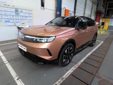 Voir le détail de l'offre de cette OPEL Grandland X Electric 213ch Batterie 82 kWh GS de 2024 en vente à partir de 354.81 € / mois