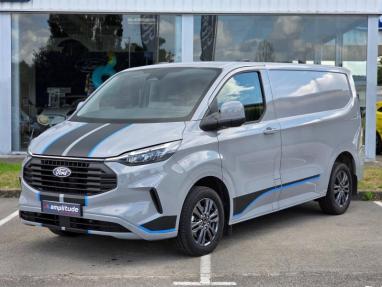 Voir le détail de l'offre de cette FORD Transit Custom Fg 280 L1H1 2.0 EcoBlue 136ch Limited BVA8 de 2024 en vente à partir de 372.29 €  / mois