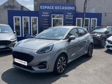 Voir le détail de l'offre de cette FORD Puma 1.0 Flexifuel 125ch S&S mHEV ST-Line de 2022 en vente à partir de 212.48 € / mois
