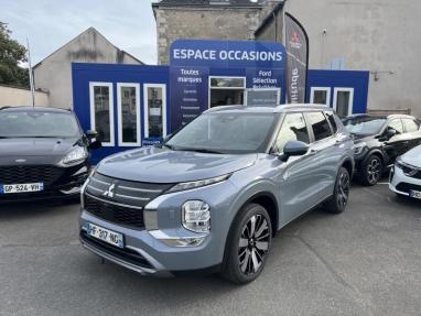 Voir le détail de l'offre de cette MITSUBISHI Outlander 2.4 PHEV 306ch Intense 4WD de 2025 en vente à partir de 51 899 €